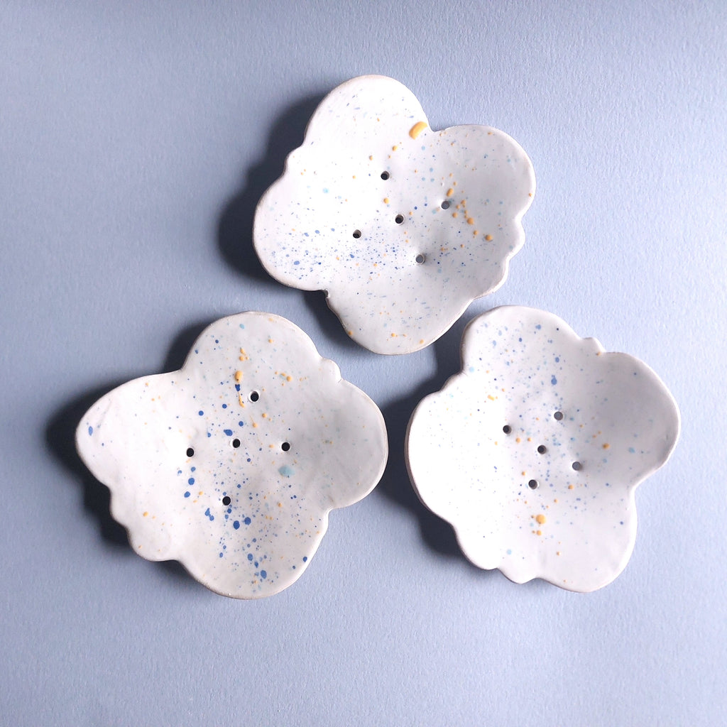 Cloud soap dish with colourful splatter design