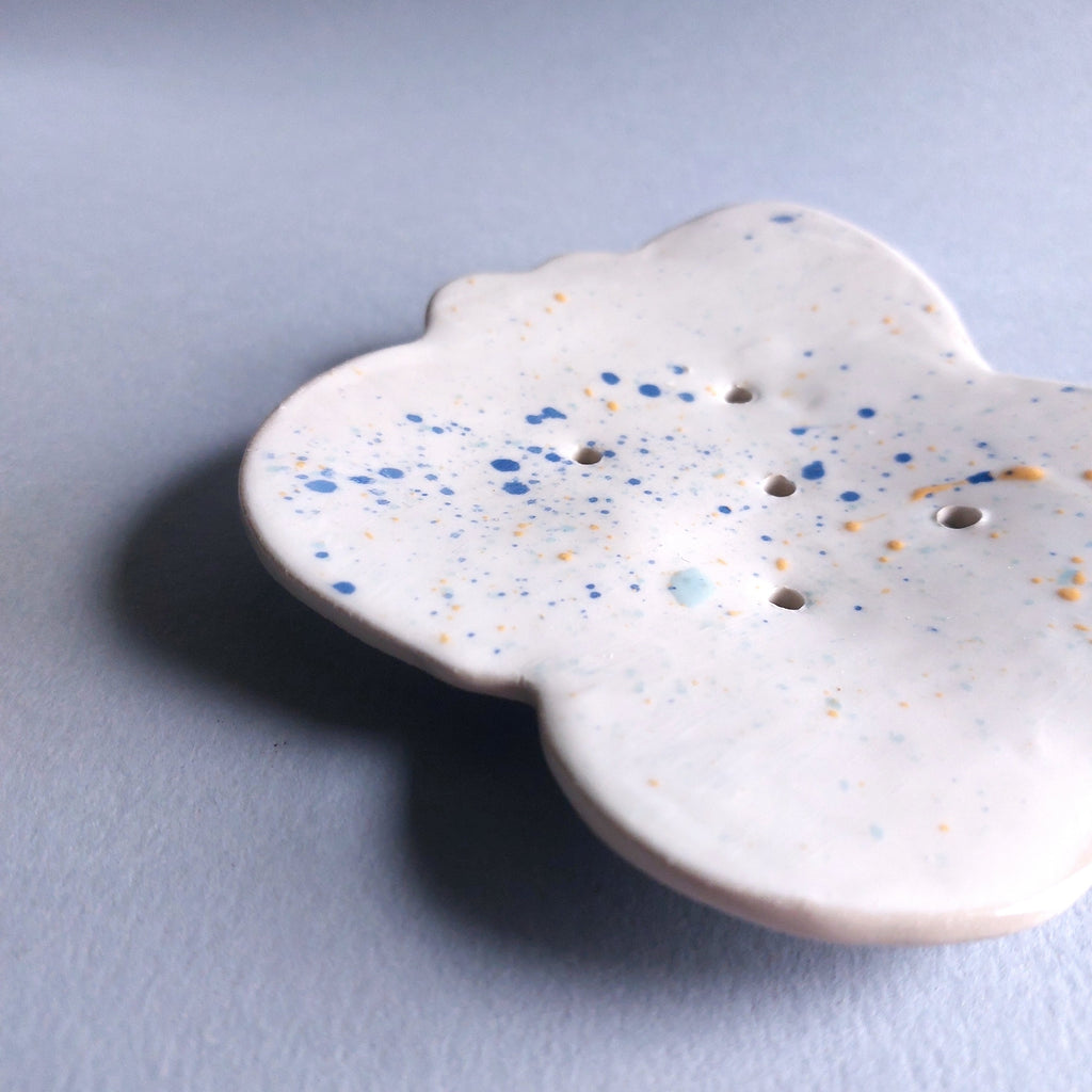 Cloud soap dish with colourful splatter design