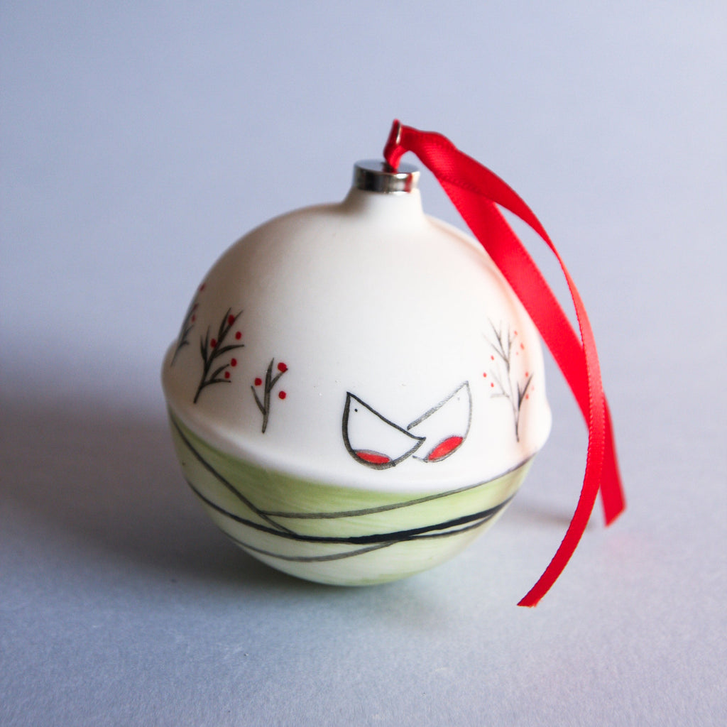 Robin and Winter Berries Bauble