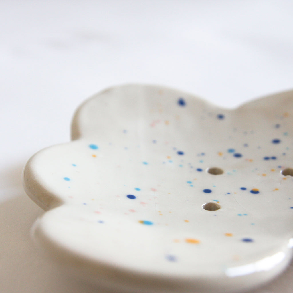 Cloud soap dish with colourful splatter design
