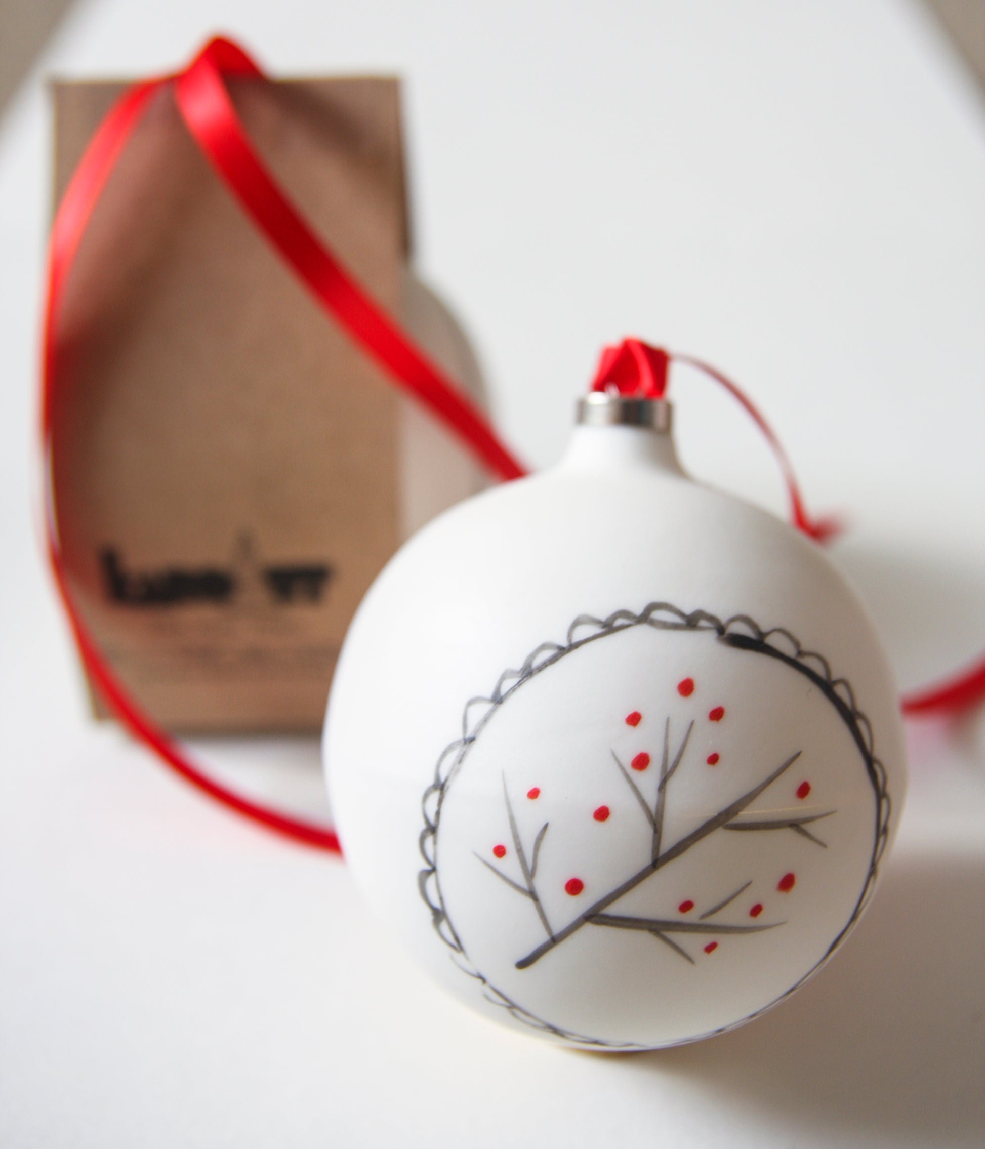 RED BERRIES Christmas Bauble