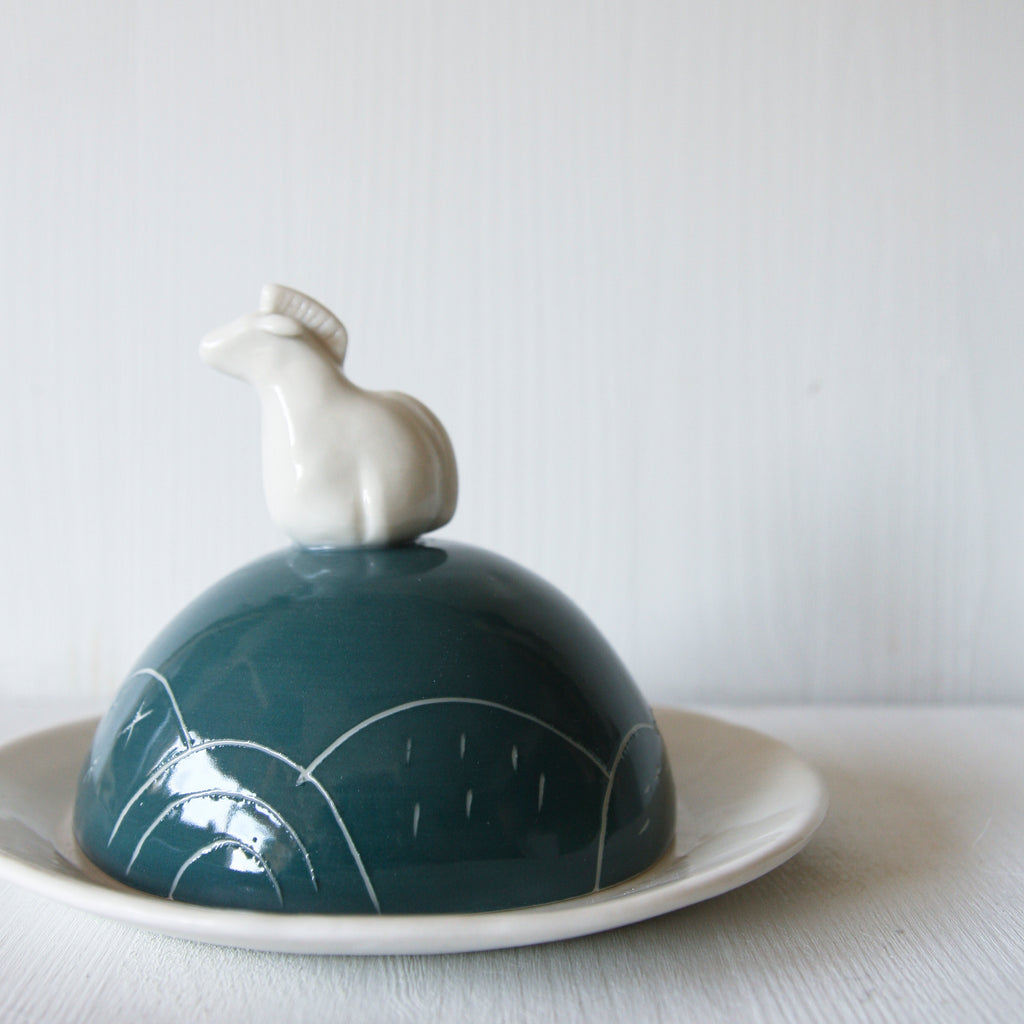 Pony butter dish
