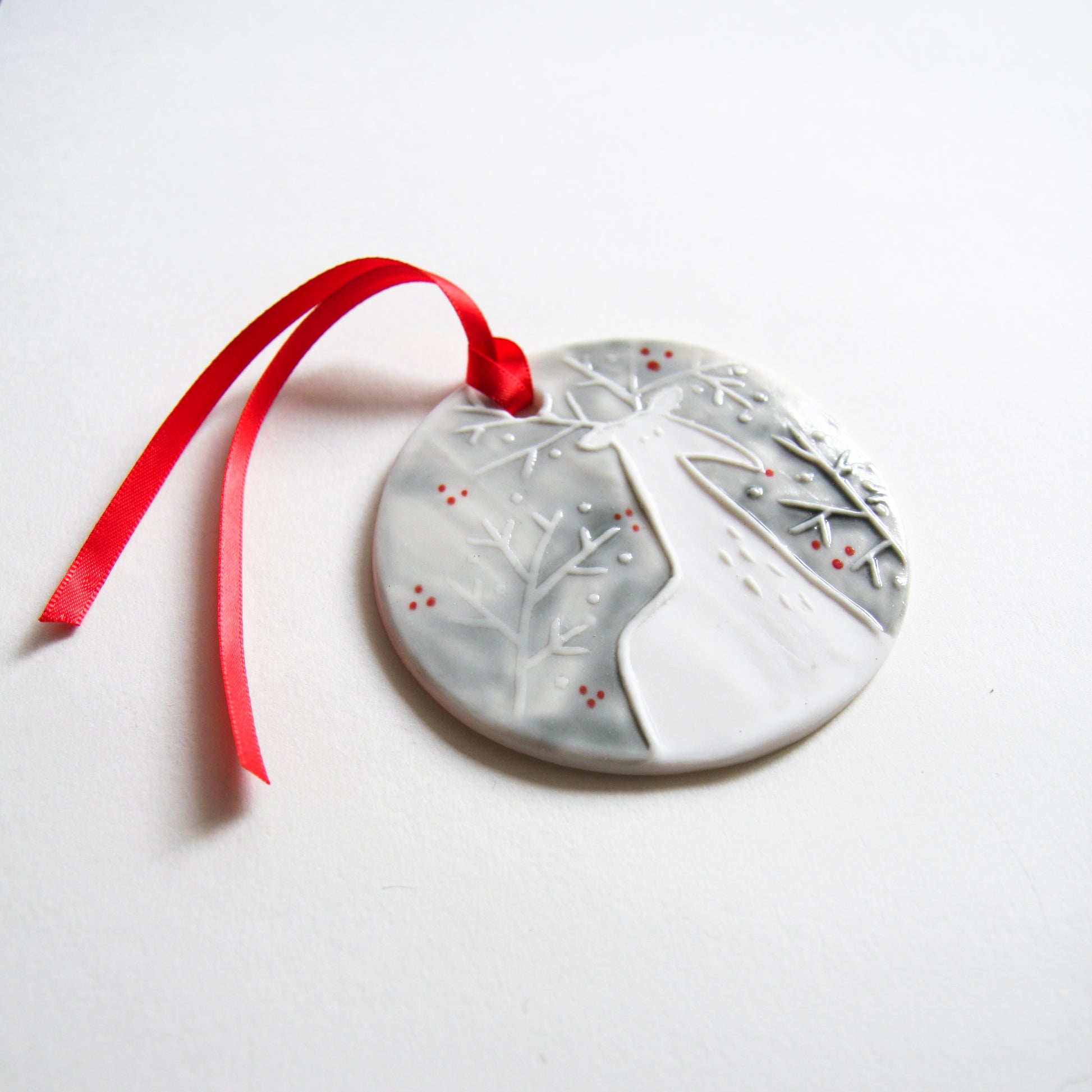 REINDEER disc ornament