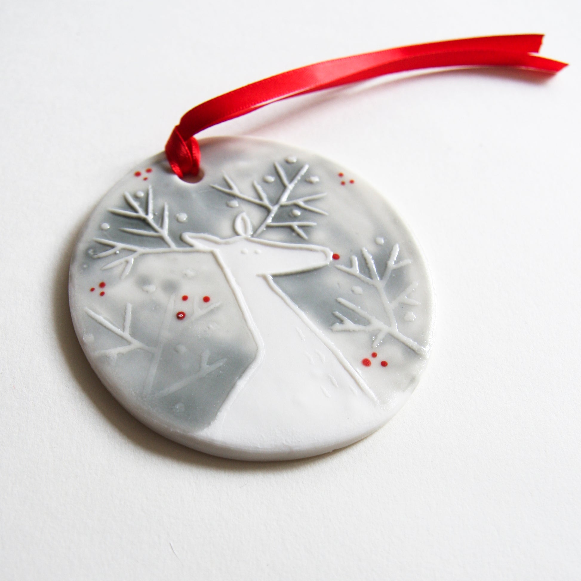 REINDEER disc ornament
