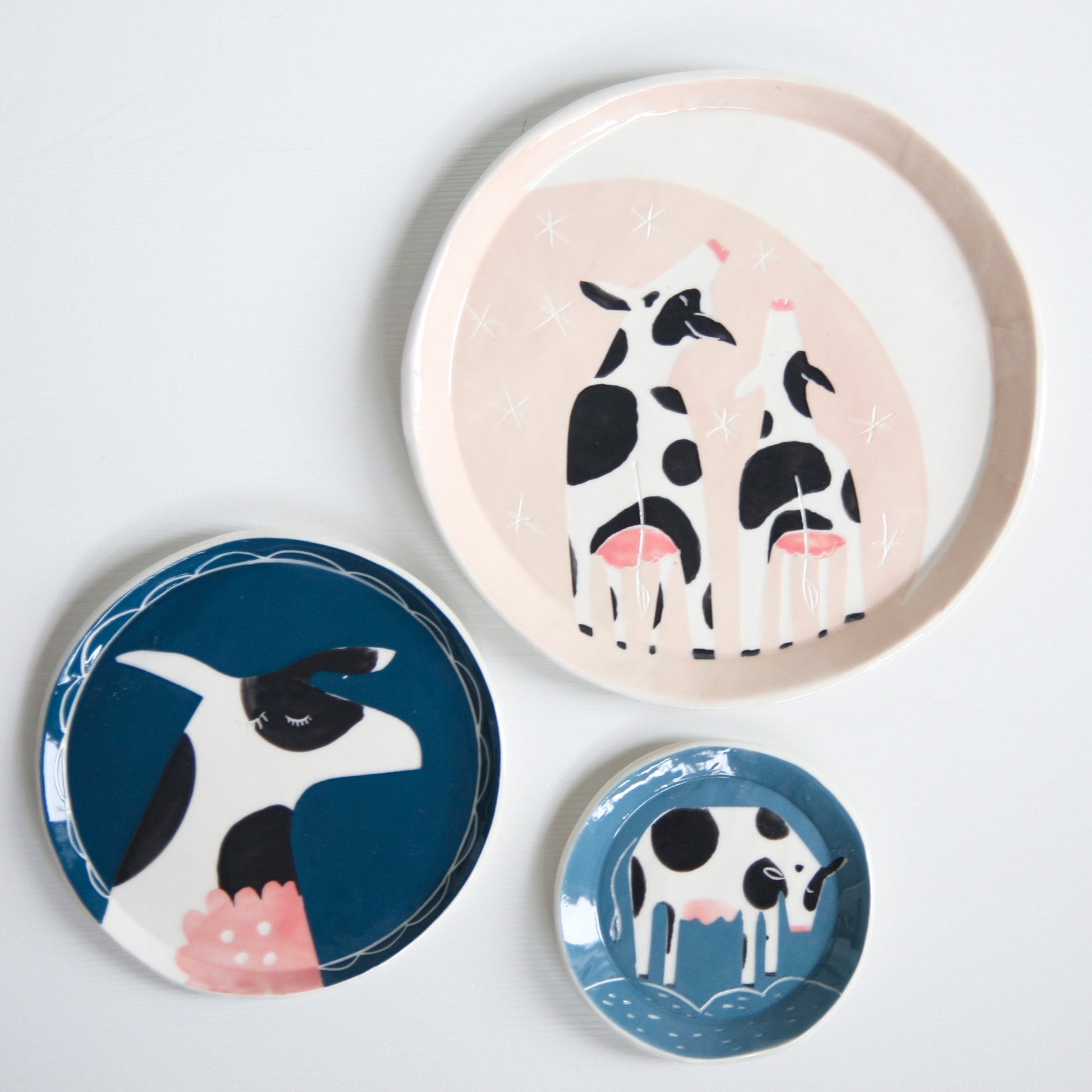 Cows Gazing at the Moon, medium plate
